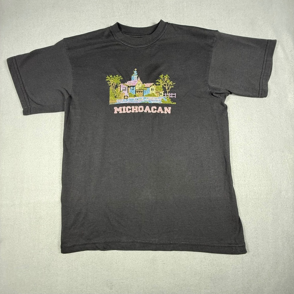 Michoacan Mexico Souvenir T-Shirt Black Embroidered Village Scene Mens Small